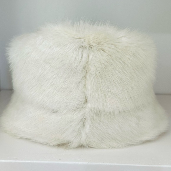 RARE Dolce & Gabbana Logo Black White Fur Bucket Hat - Picture 7 of 10